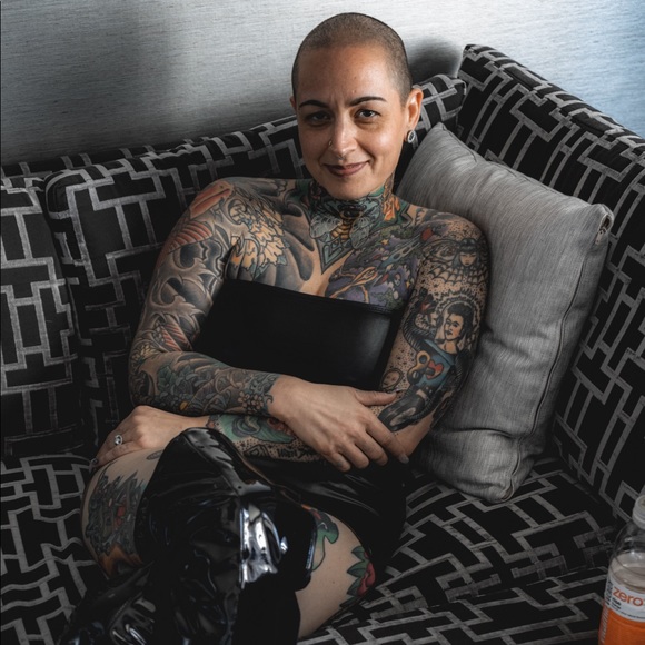 Meet your Posher, Jen - Picture 4 of 16